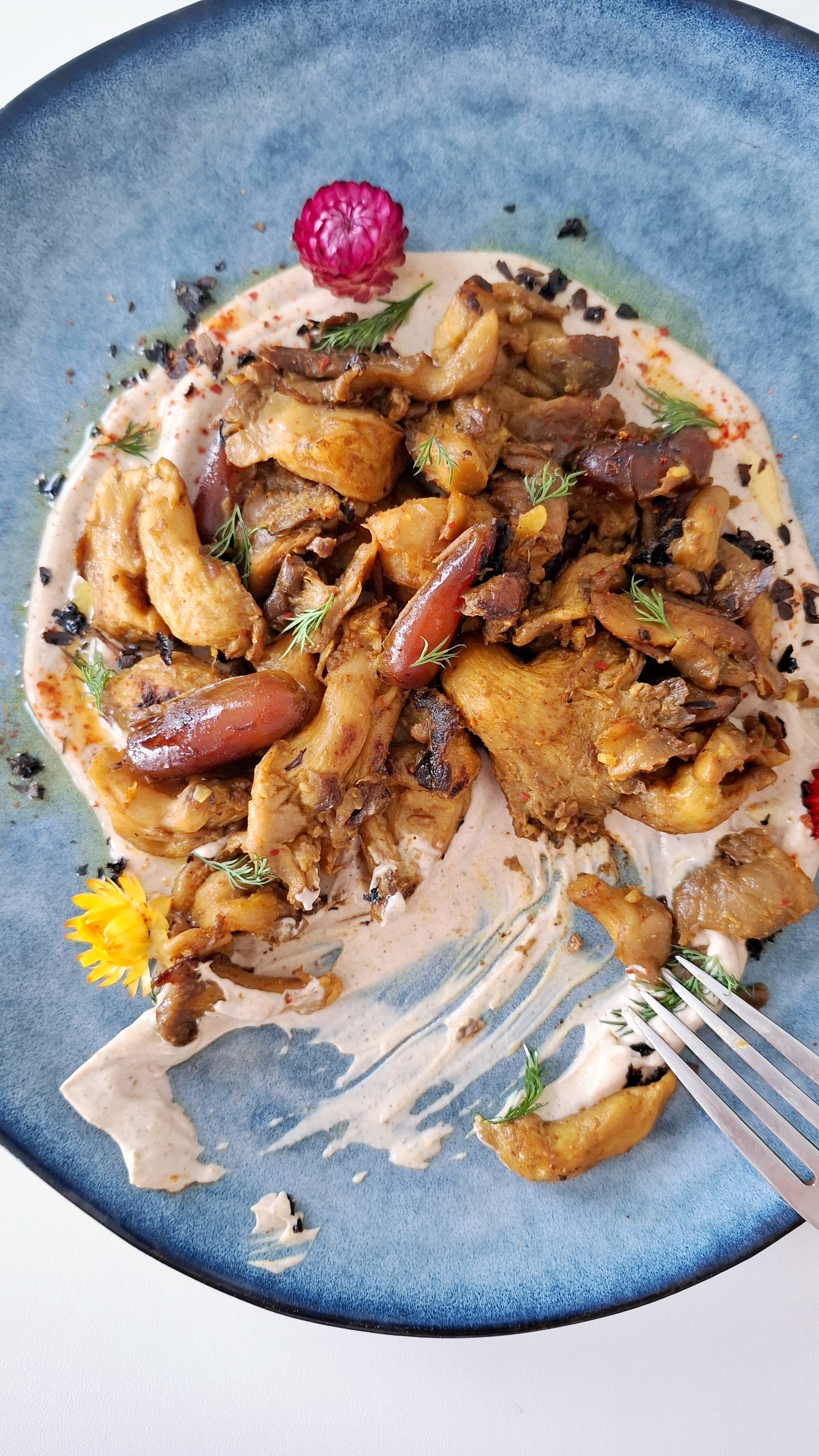 SAFFRON OYSTER MUSHROOMS & CARAMELS